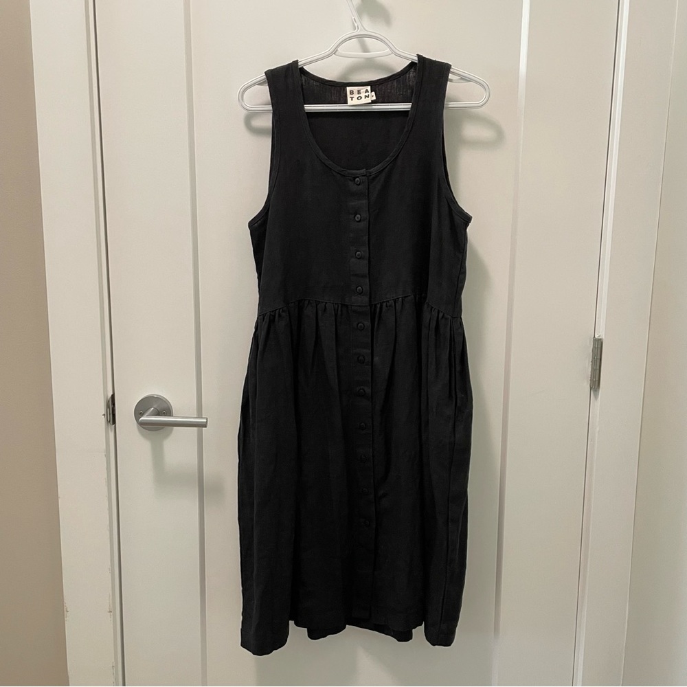 Beaton Linen sleeveless button up dress in black. Size S. EUC